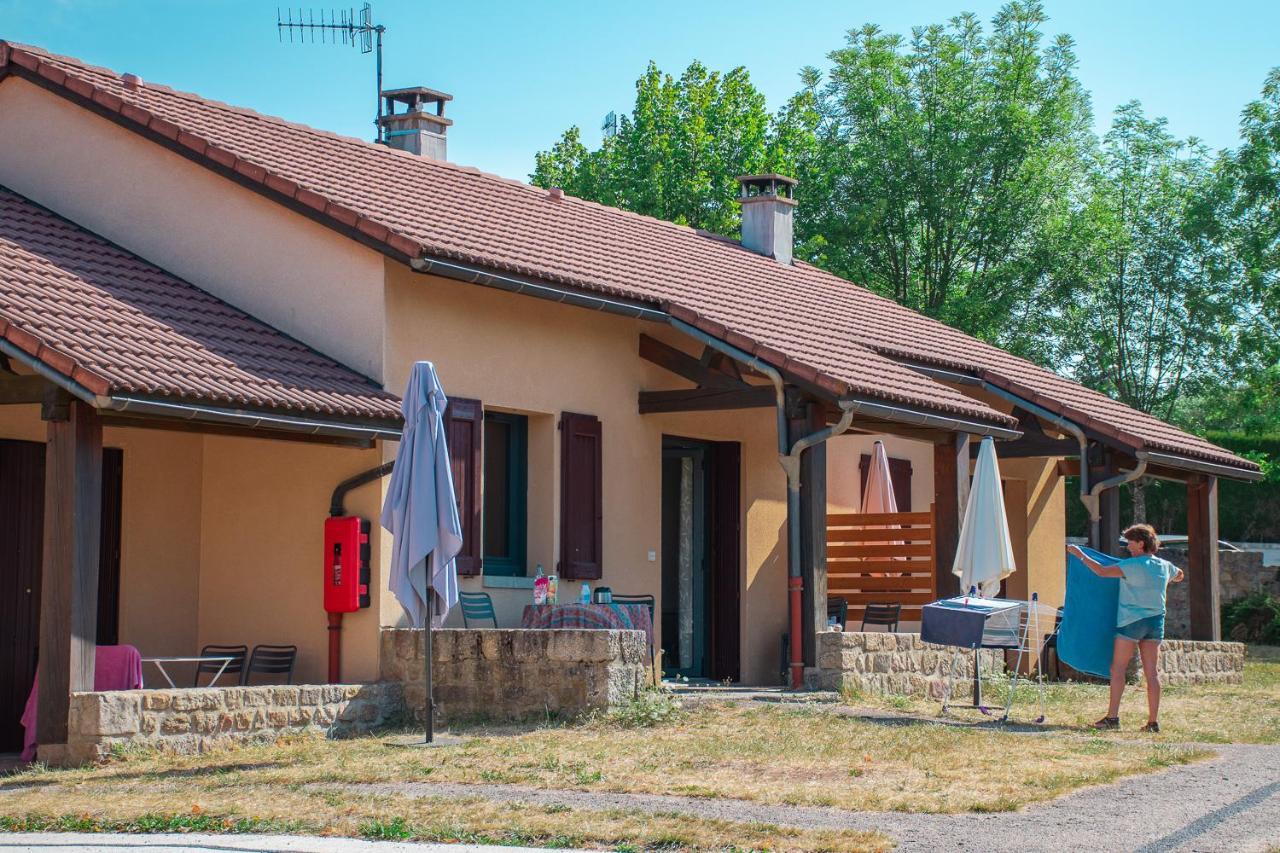Villages De Gites Le Pigeonnier Le Malzieu-Ville エクステリア 写真